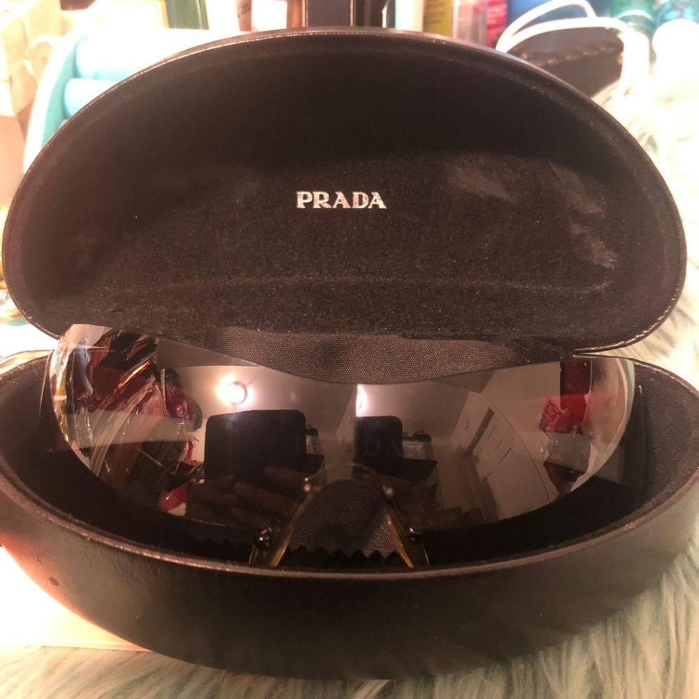 Sold Prada Rimless Sunglasses - Picture 3 of 9